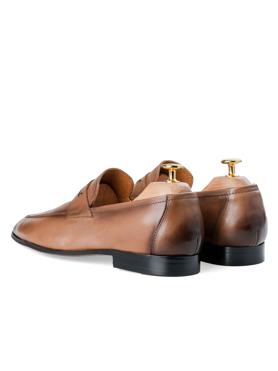BackMartinoPennyLoaferCoffee_HandPaintedPatina_430493b8-6a1c-4487-a565-6c670dbdc972 - Zeve